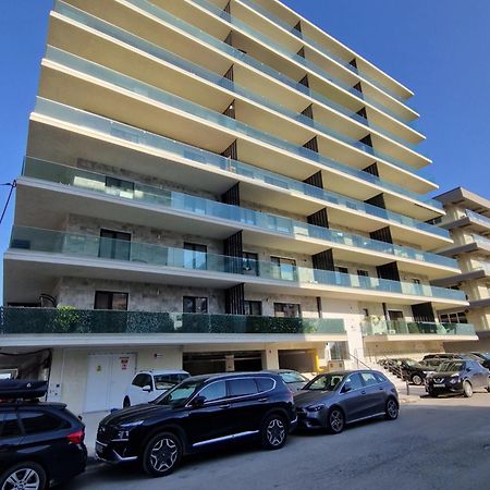 Serrenity Aparthotel Sea View Luxury Tower Năvodari Exteriör bild