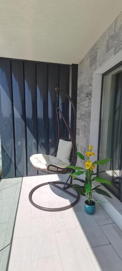 Serrenity Aparthotel Sea View Luxury Tower Năvodari Exteriör bild